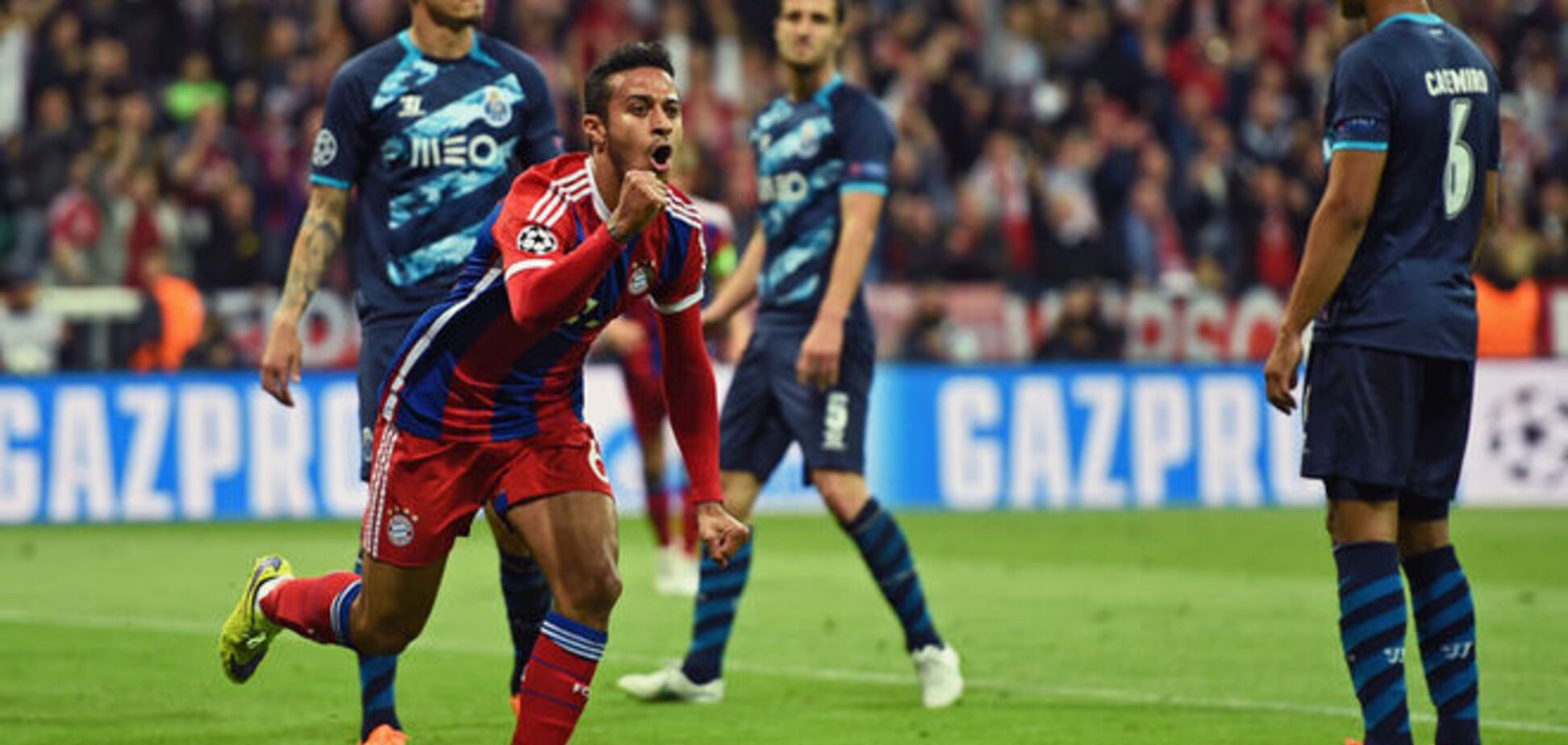 Бавария - Порту - 6-1: видео голов