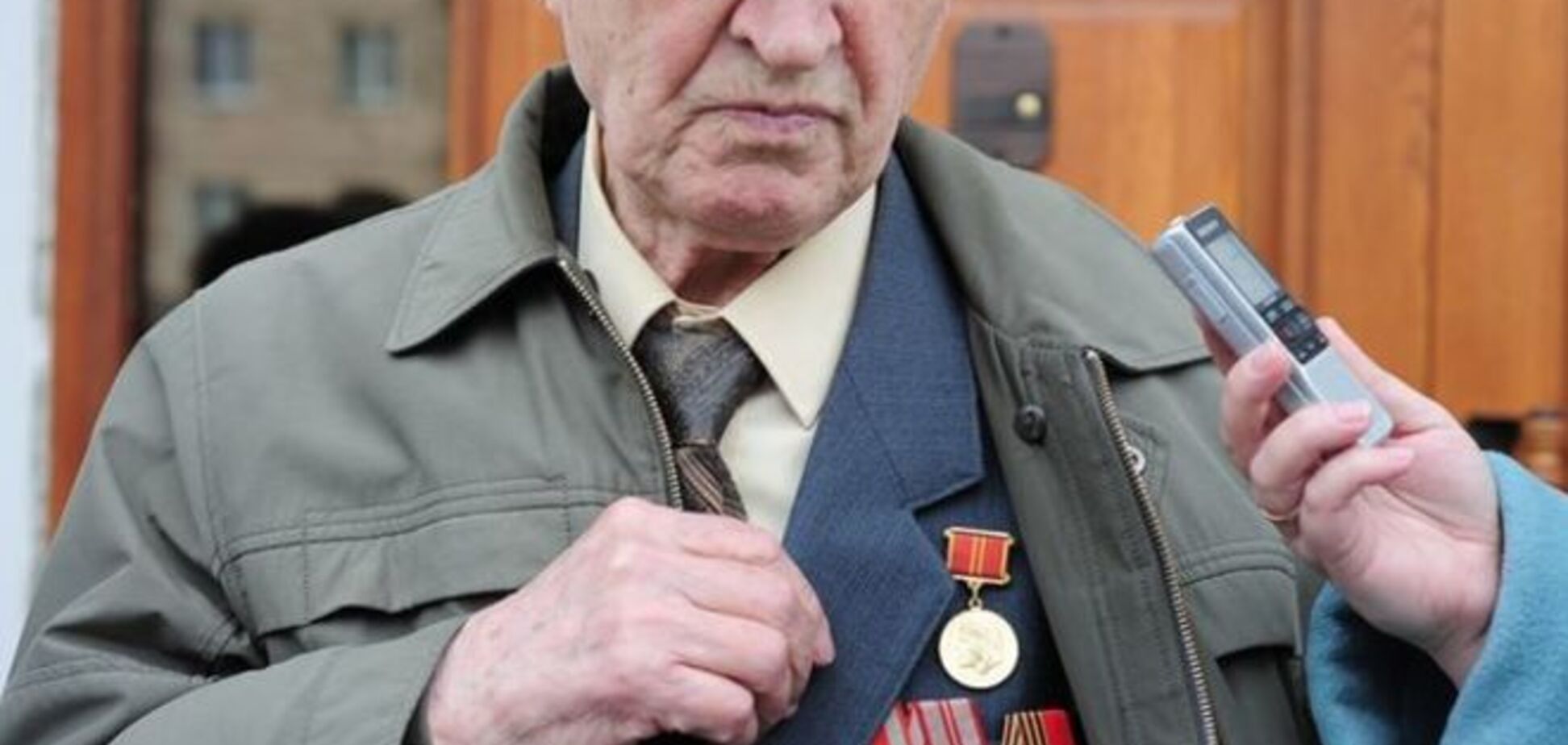 В России два ветерана вернули свои медали в знак протеста 
