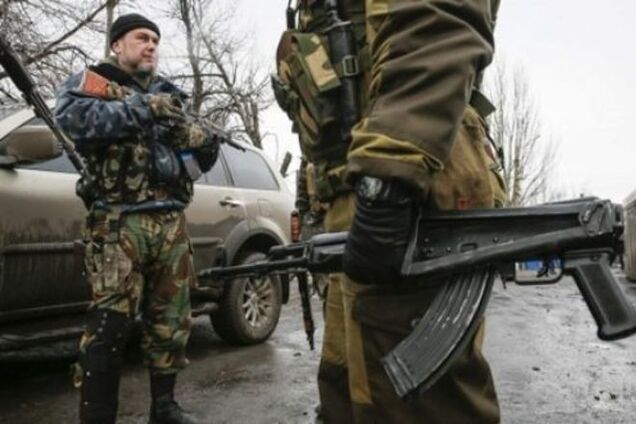 Терористи захопили податківців - носіїв секретної інформації