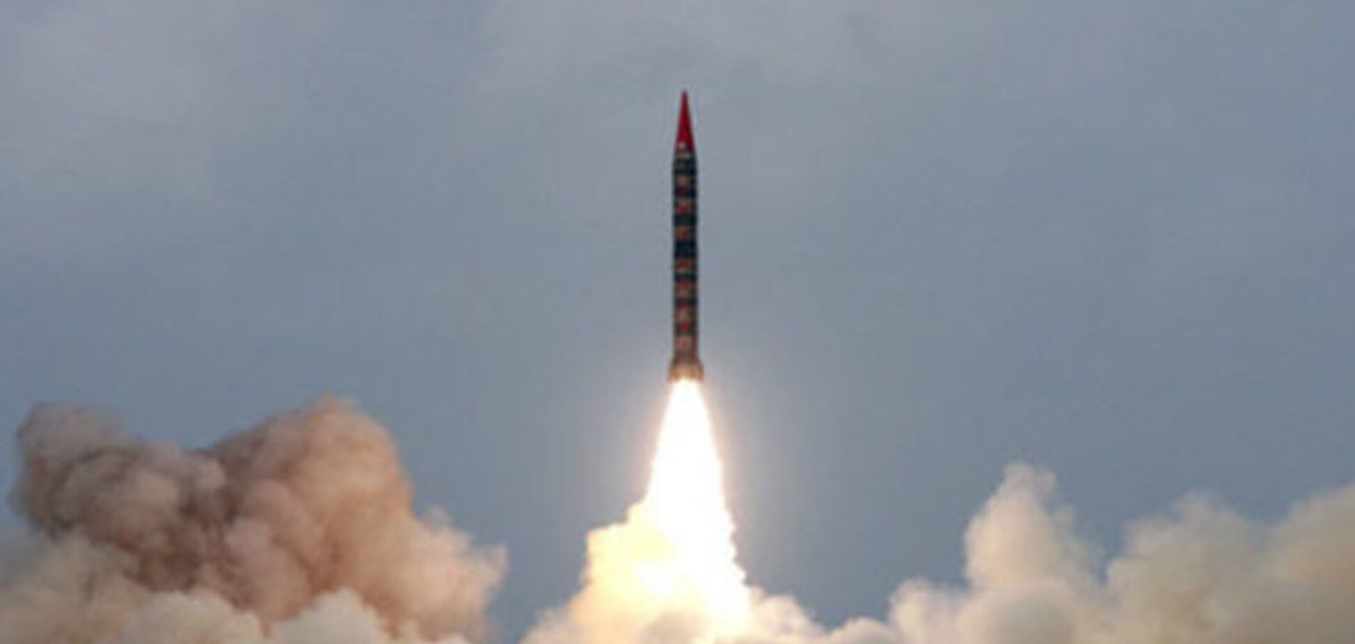 У Росії впала 10-тонна ракета невідомого походження