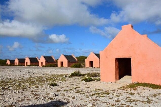 Опустевший остров рабов с печальной историей