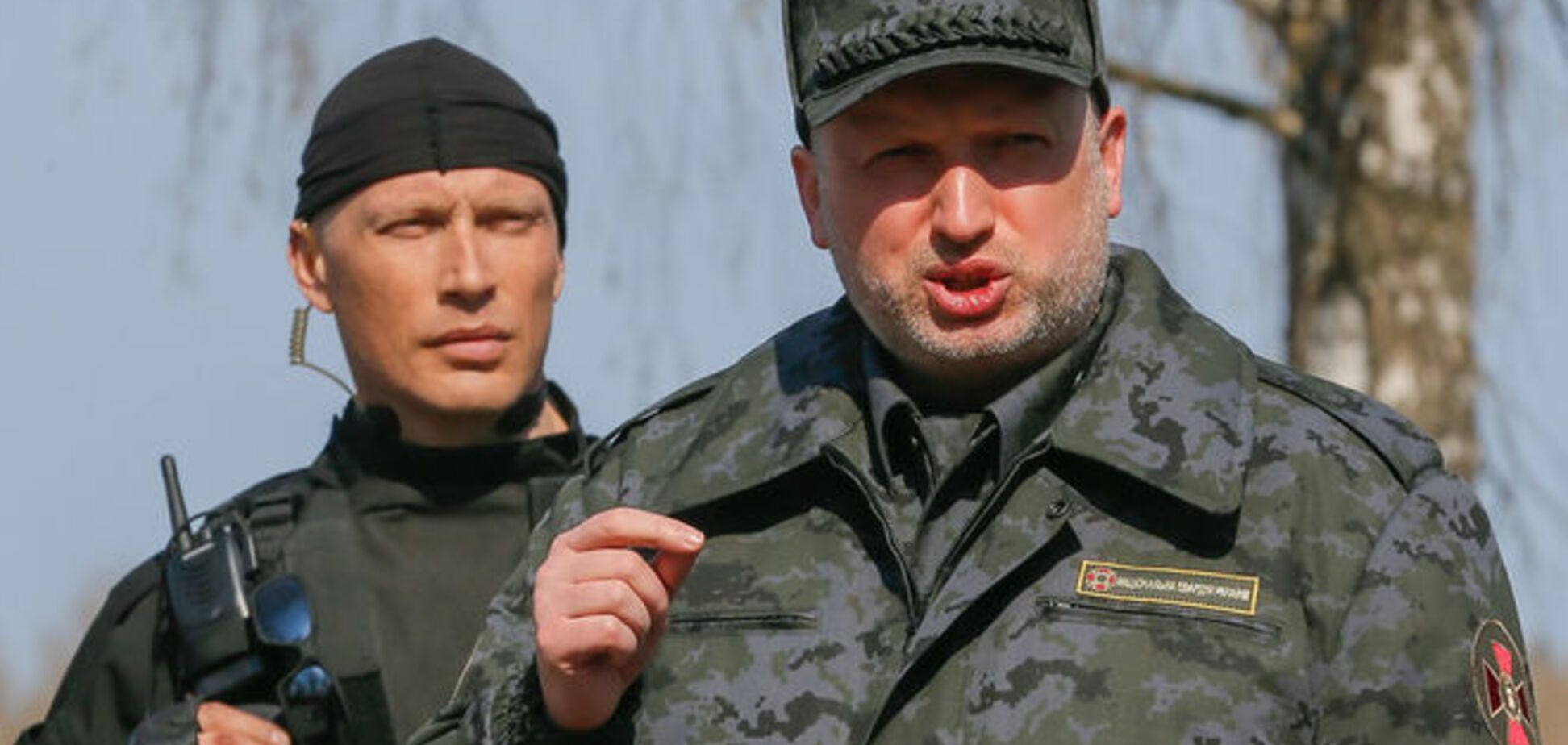 Турчинов объяснил медленное строительство фортификаций на Донбассе