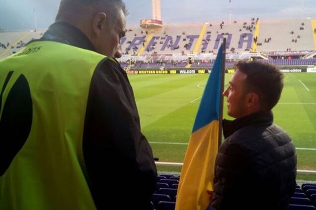 У болельщика 'Динамо' отобрали флаг Украины в Италии