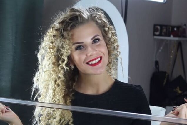 Как сделать ослепительные локоны с помощью коктейльных соломинок