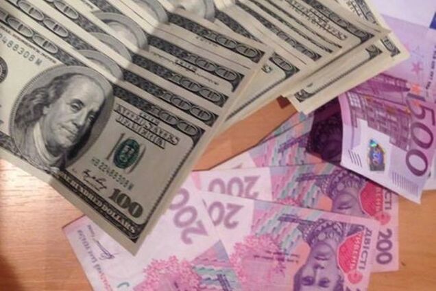 Крым - это Украина! Жительницы Севастополя помогли бойцам АТО деньгами