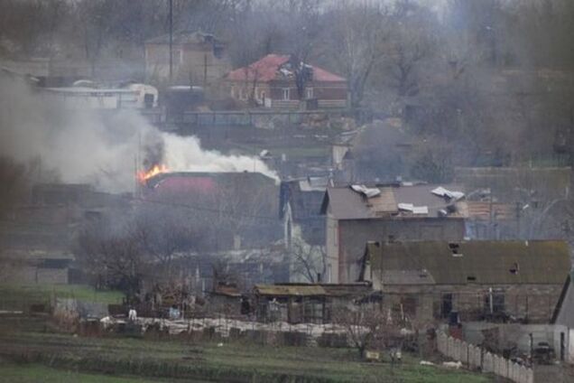 Бои в Широкино: террористы подбили 'скорую', погиб боец 'Донбасса'