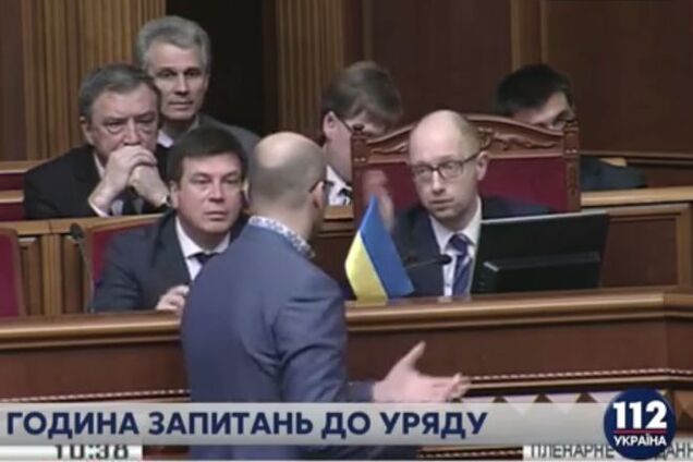 По стопам Азарова: Яценюк грубо 'отшил' нардепа в Раде