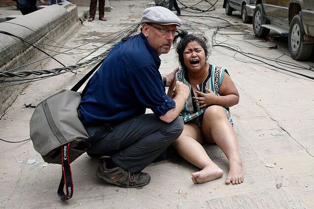 Землетрясение в Непале: погибли 1500 человек. Количество жертв растет