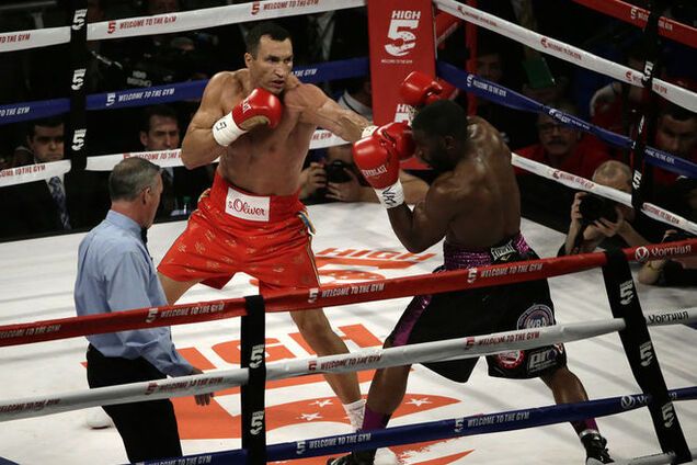 Лучшие фото и видеообзор боя Кличко - Дженнингс