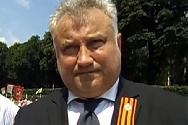 Элитные машины и пачки денег: стало известно, что нашли при обыске у убитого Калашникова