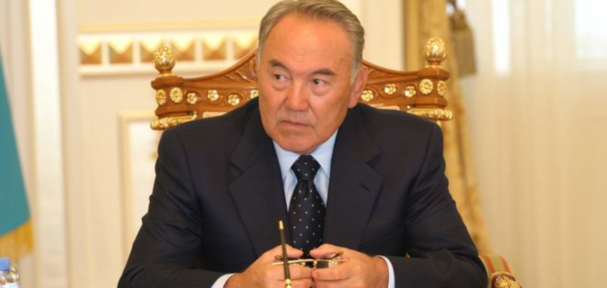 Перемігши на виборах, Назарбаєв вирішив дилему з участю в путінському параді 9 травня
