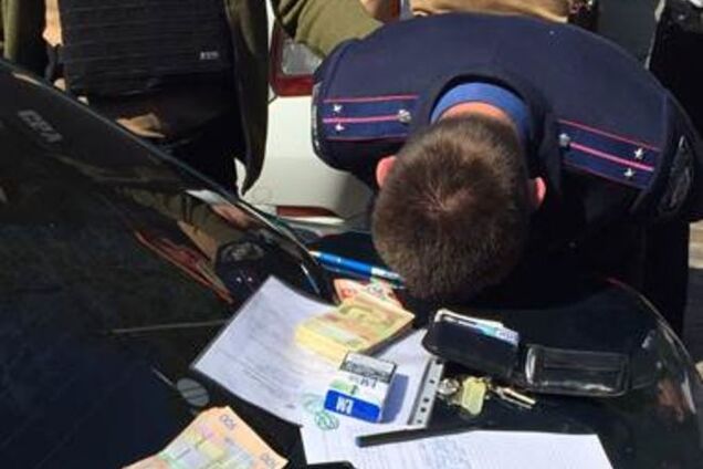 В центре Киева СБУ задержала следователей-взяточников