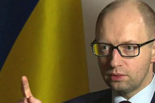 Украина уже получила около 30 млрд долларов - Яценюк
