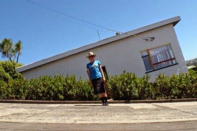 Захватывающая дух проулка по самой крутой улице в мире