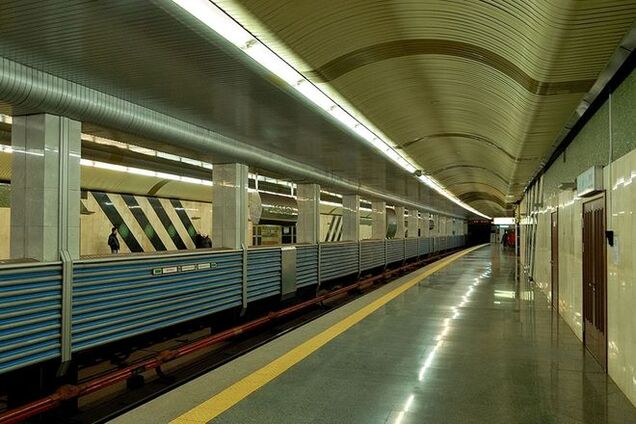 В киевском метро утром не ходили поезда