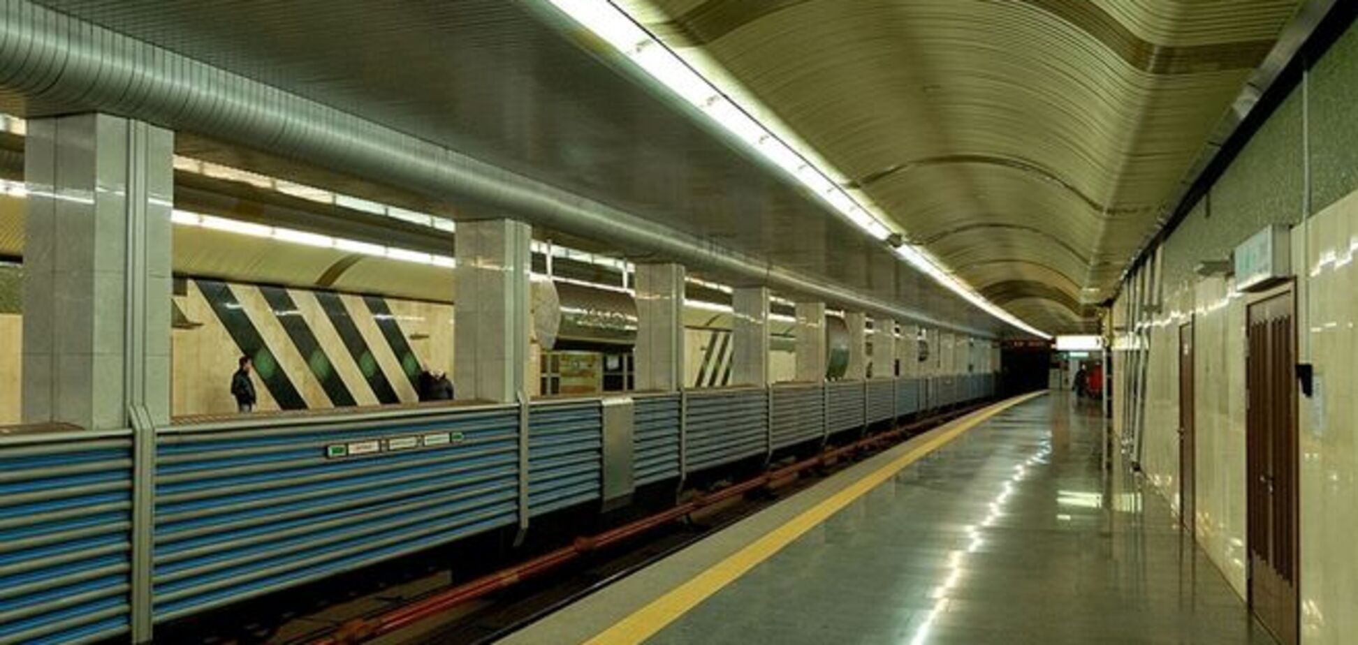 В киевском метро утром не ходили поезда 