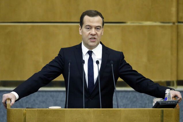 МИД направил гневную ноту России из-за Медведева в Крыму