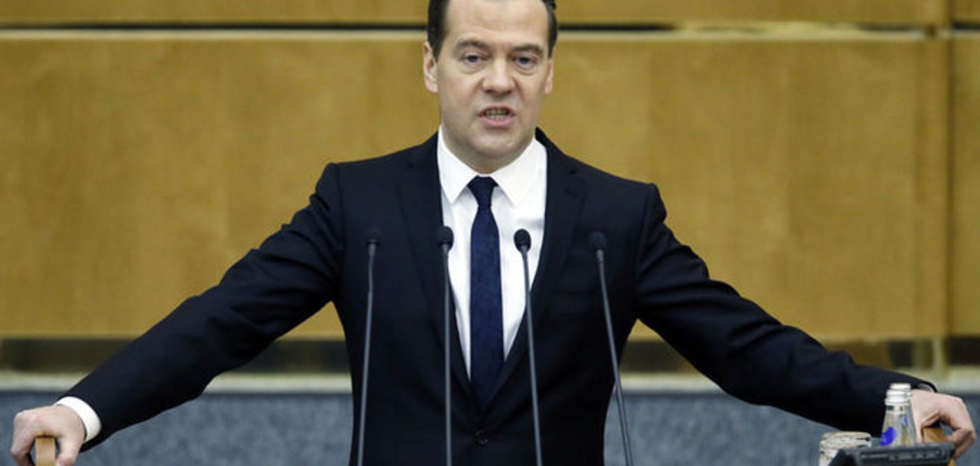 МЗС направив гнівну ноту Росії через Медведєва в Криму