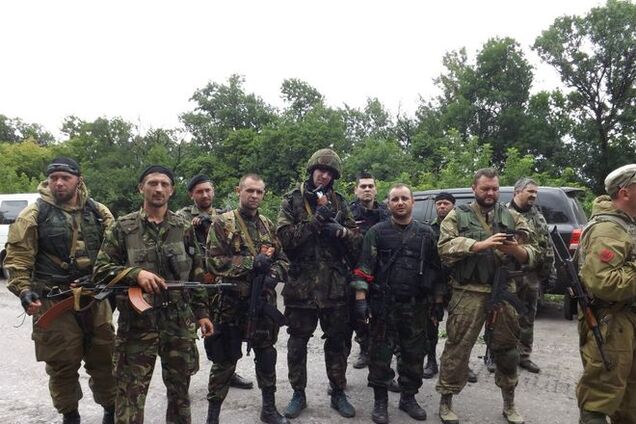 В Минобороны уверяют, что окружение 'Правого сектора' всего лишь учения