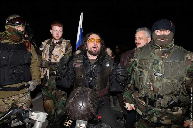 Der Spiegel: 'Нічні вовки' - це просто два десятки пришелепкуватих