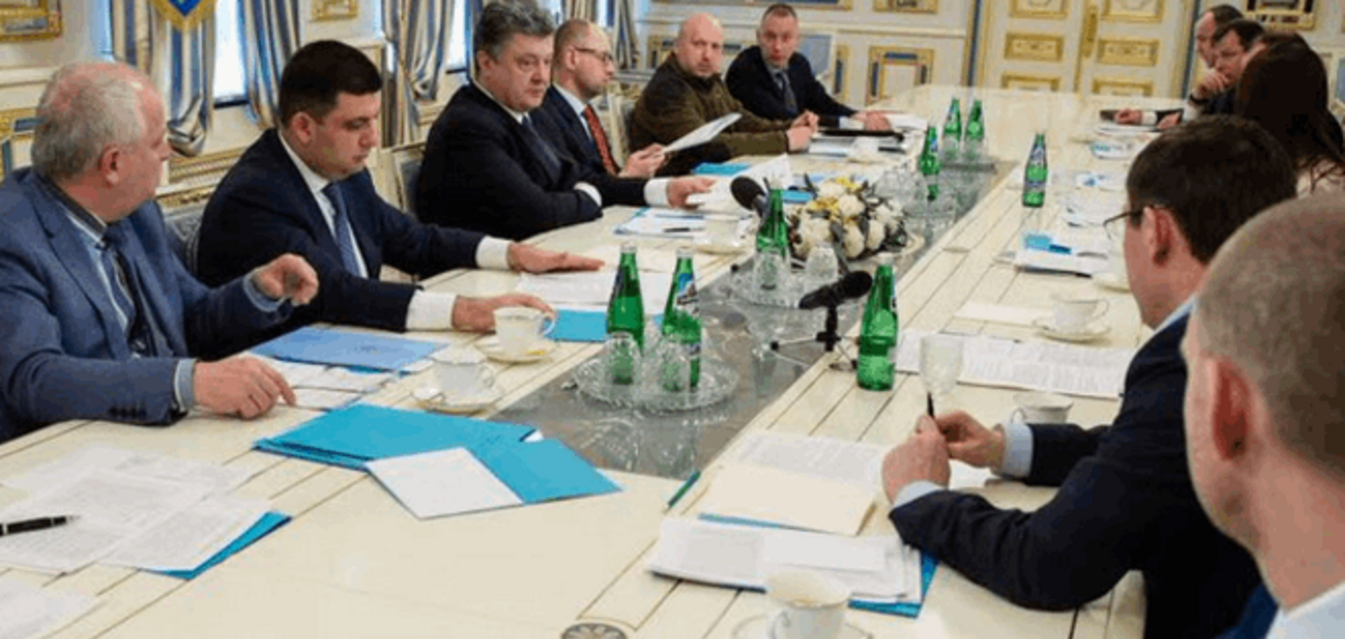Порошенко собрал у себя глав фракций коалиции: реформы и коррупции бой