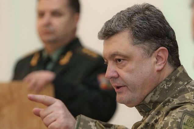 Порошенко внес проект закона о правовом режиме военного положения