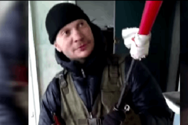 'Два дебила и глушитель'. Боевики 'ДНР' устроили стрельбу в детсаде