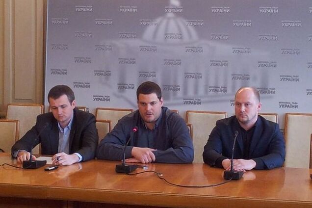 В кабинете зама Авакова нашли золотые слитки и 'черную' бухгалтерию