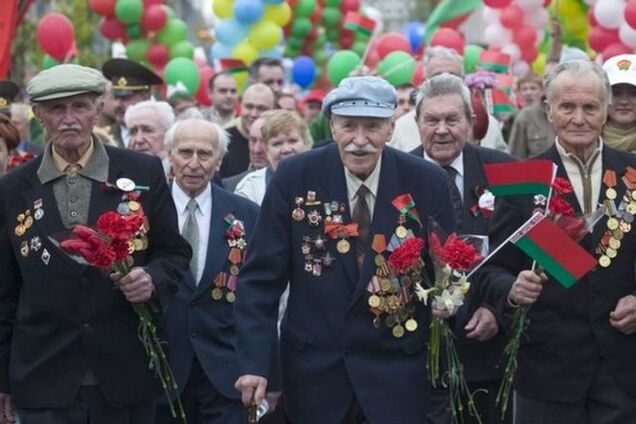 Кабмин увеличил выплаты ветеранам к 9 мая