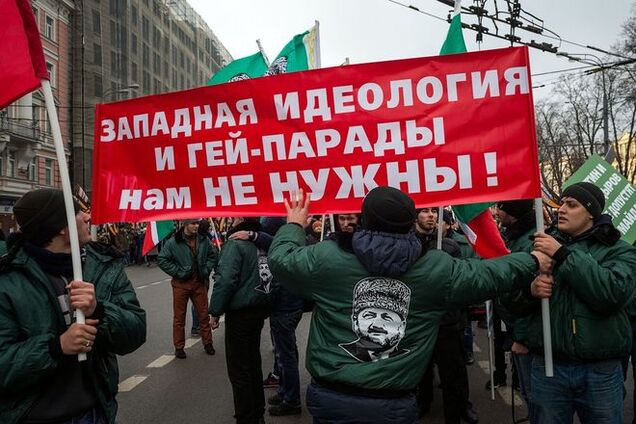 Граждан России будут заставлять гордиться своей страной