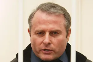 Из-за незаконного освобождения Лозинского хотели посадить почтальона