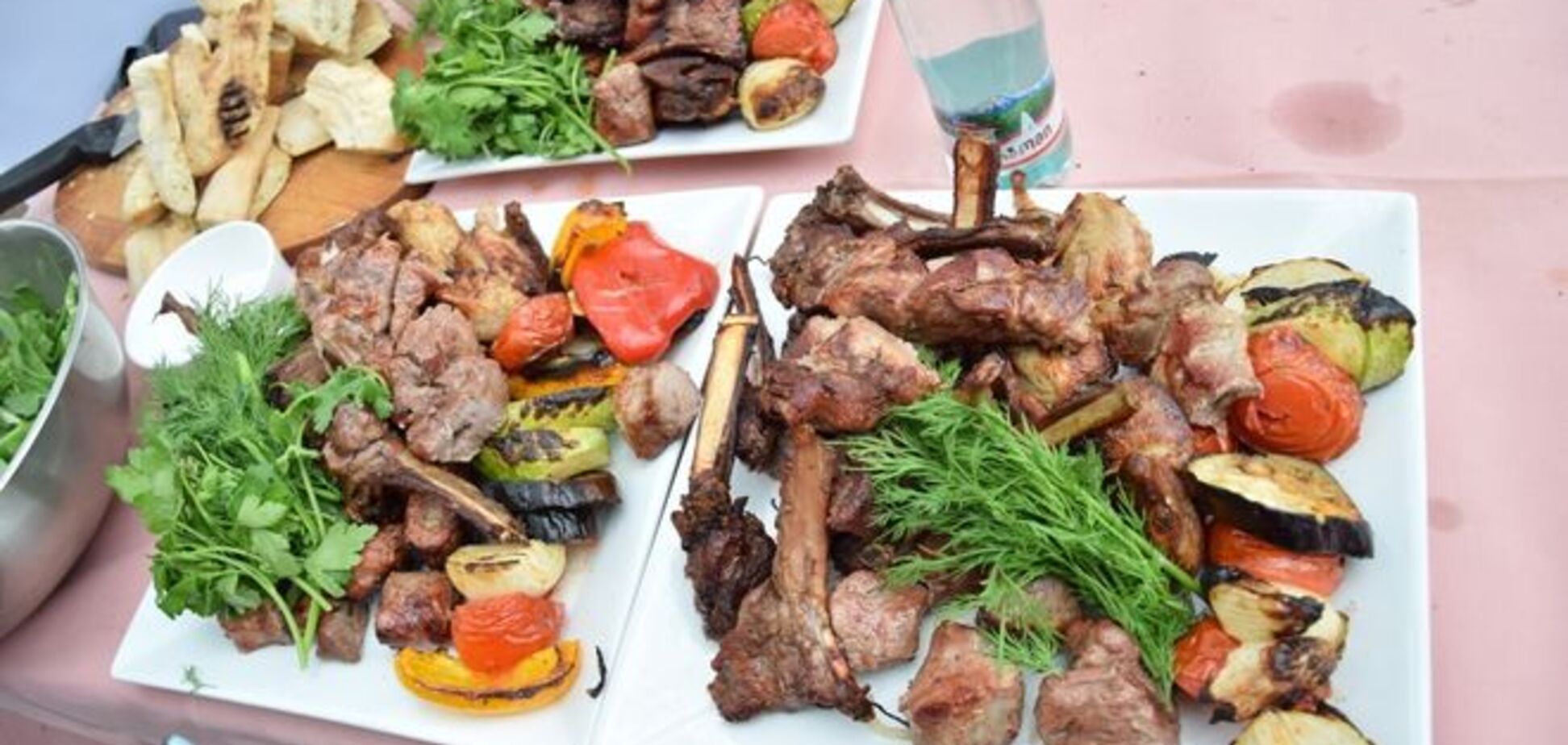 Пикник по-киевски: плюсы и недостатки отдыха за городом и в центре столицы