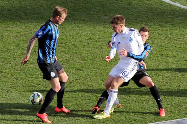 'Динамо' уверенно обыграло 'моряков' в чемпионате Украины