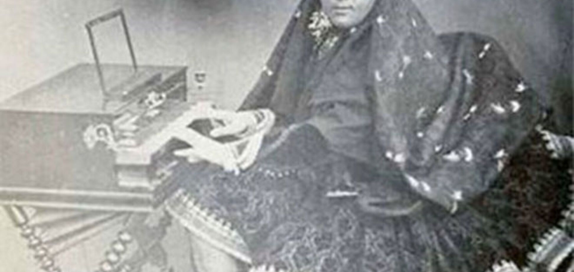 Гарем шаха Ирана: уникальные фото, которые вас шокируют