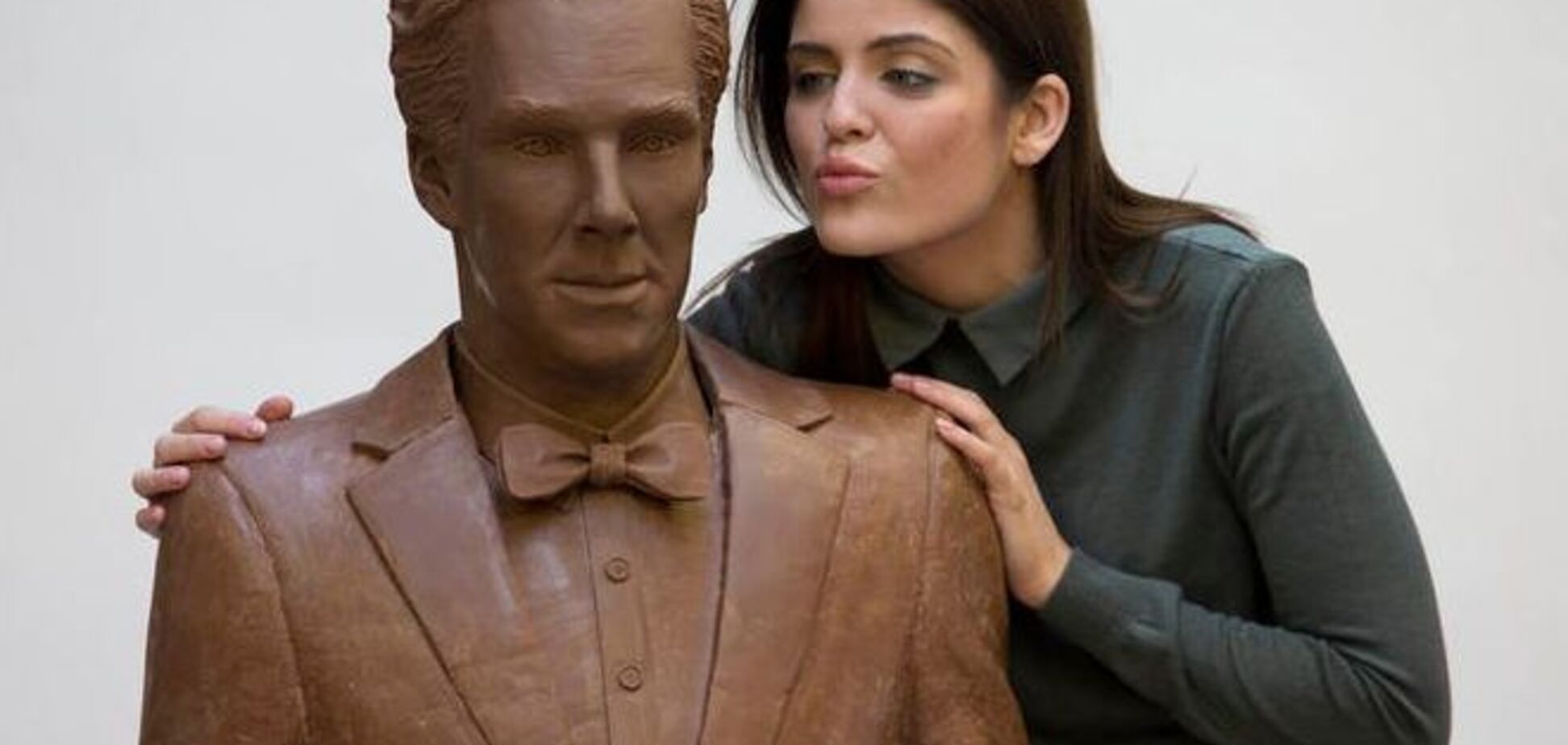 Самый сладкий. В Великобритании создали шоколадного Камбербэтча