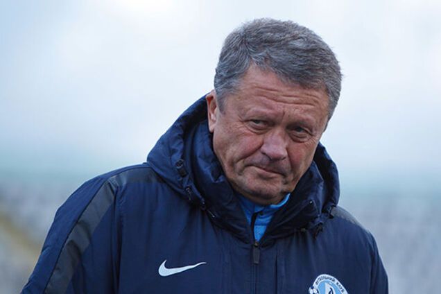 Тренер 'Днепра' обматерил арбитра во время матча: видео инцидента