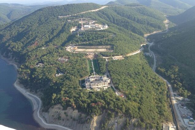 'Хонка' отдыхает. В сети появилось фото роскошного дворца Путина под Геленджиком