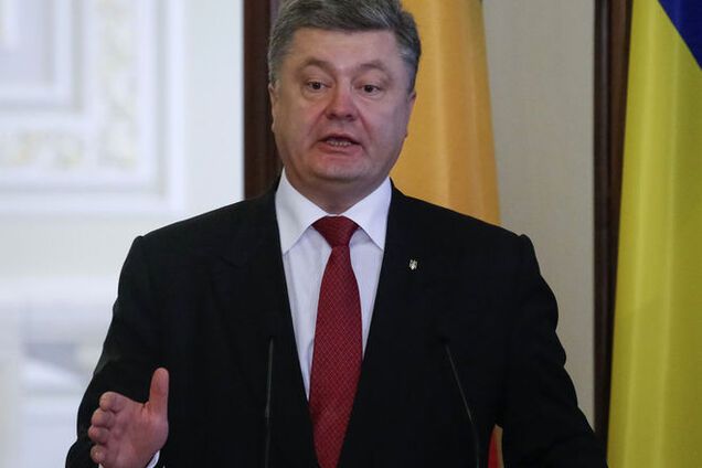 Порошенко: после изменений в Конституции Украина останется унитарным государством