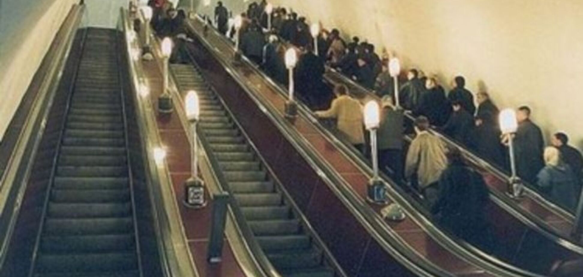 Угроза взрыва: в Киеве закрыты станции метро