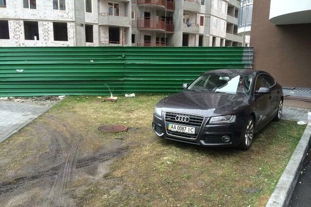 В сети опубликовали инструкцию по борьбе с 'героями парковки'