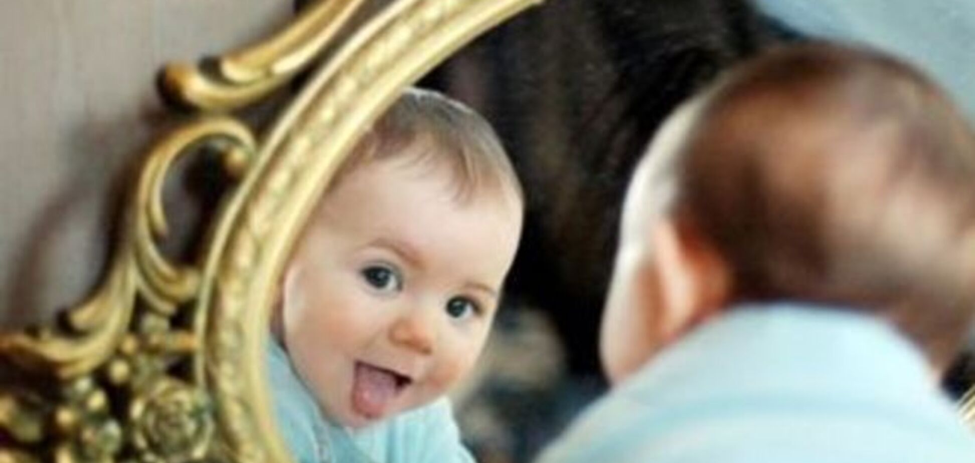 Ученые рассказали, в каком возрасте дети узнают себя в зеркале