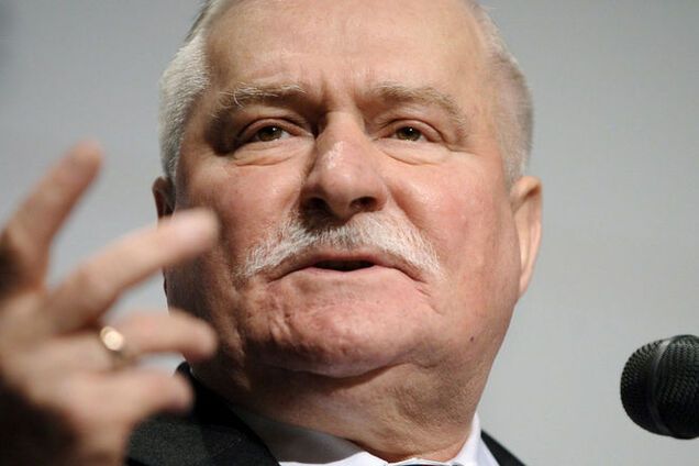 Россия распадется и останется с населением 20 млн человек - Валенса