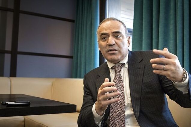 'Ход конем'. Каспаров назвал лучшее средство от Путина