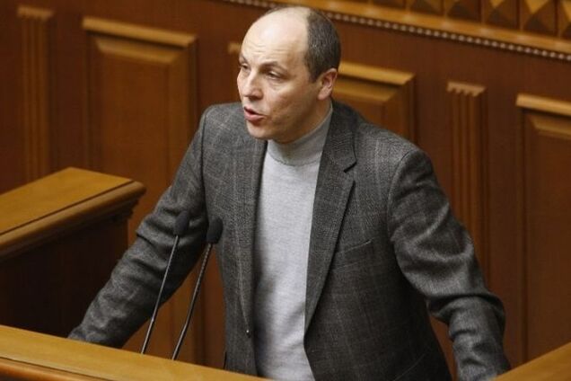 Парубий объявил о выходе из БПП двух нардепов. В Раде появилась новая межфракционная группа