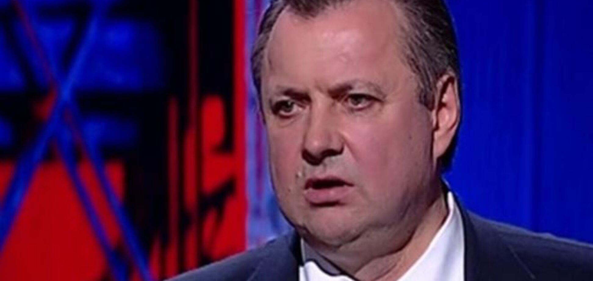 Экс-глава Госфининспекции потребовал защиты: Яценюк превратил мою жизнь в издевательство