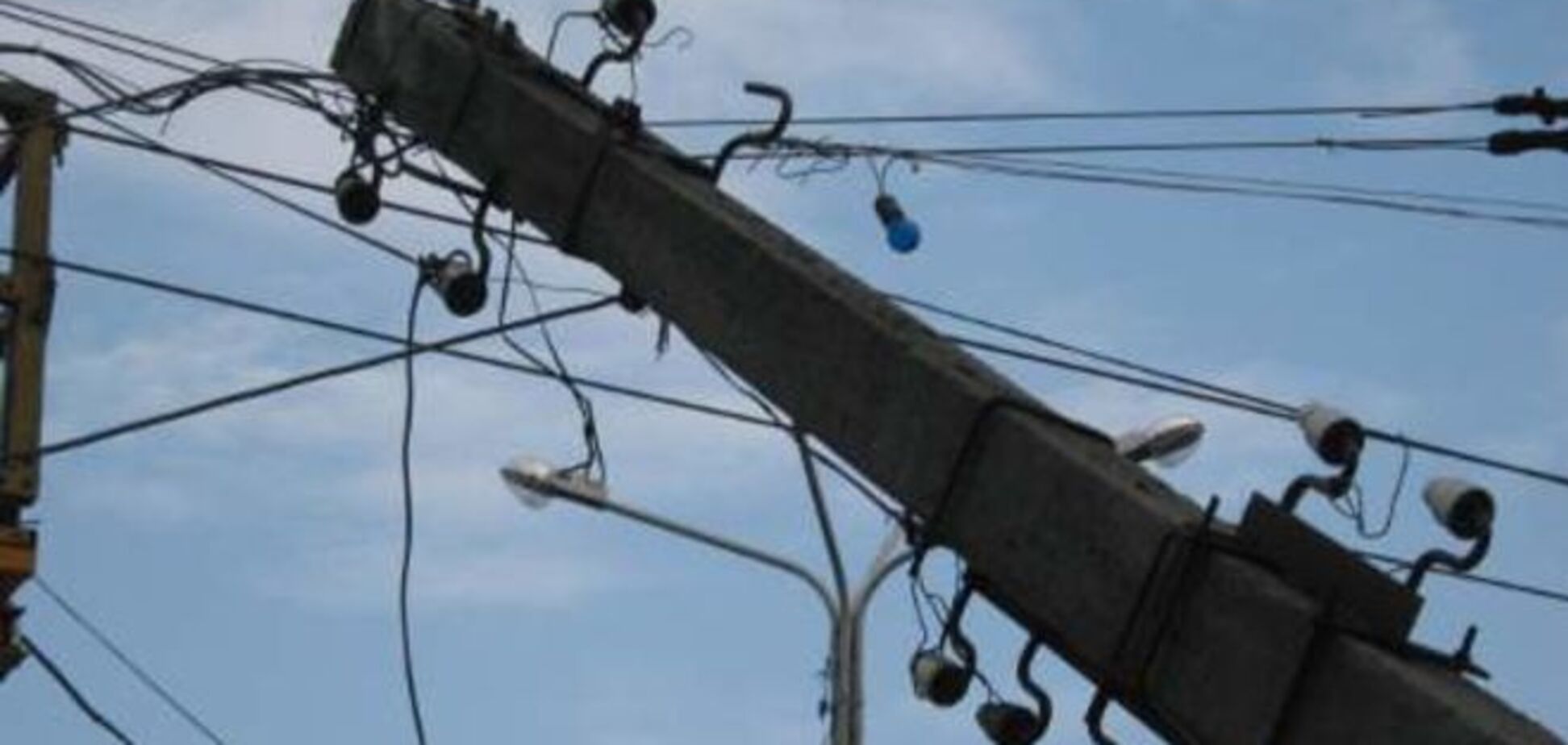 Непогода обесточила 172 населенных пункта в 6 областях Украины
