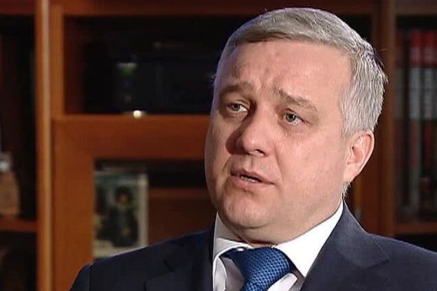 Экс-главу СБУ заподозрили в поставках оружия террористам