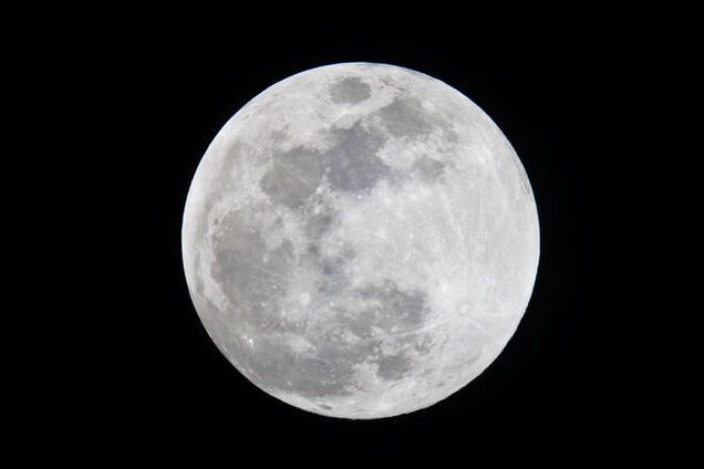 Ученые с помощью вольфрама разгадали историю рождения Луны