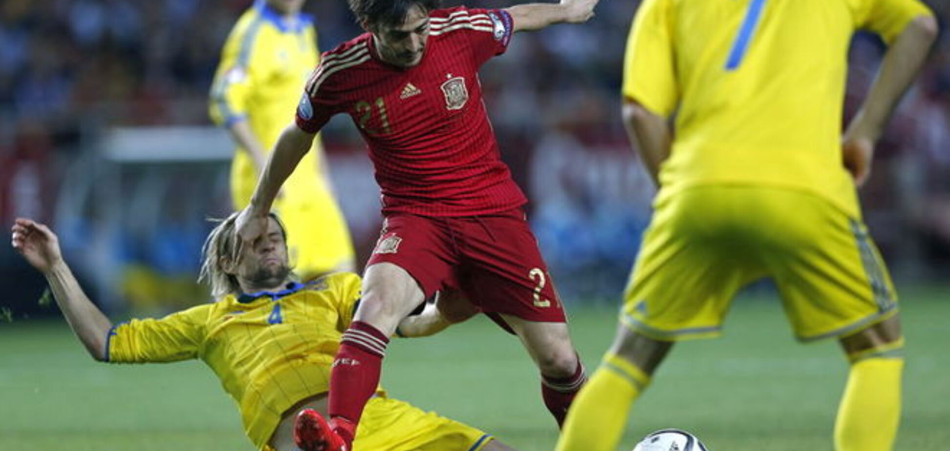 Украина упала ниже России в рейтинге ФИФА