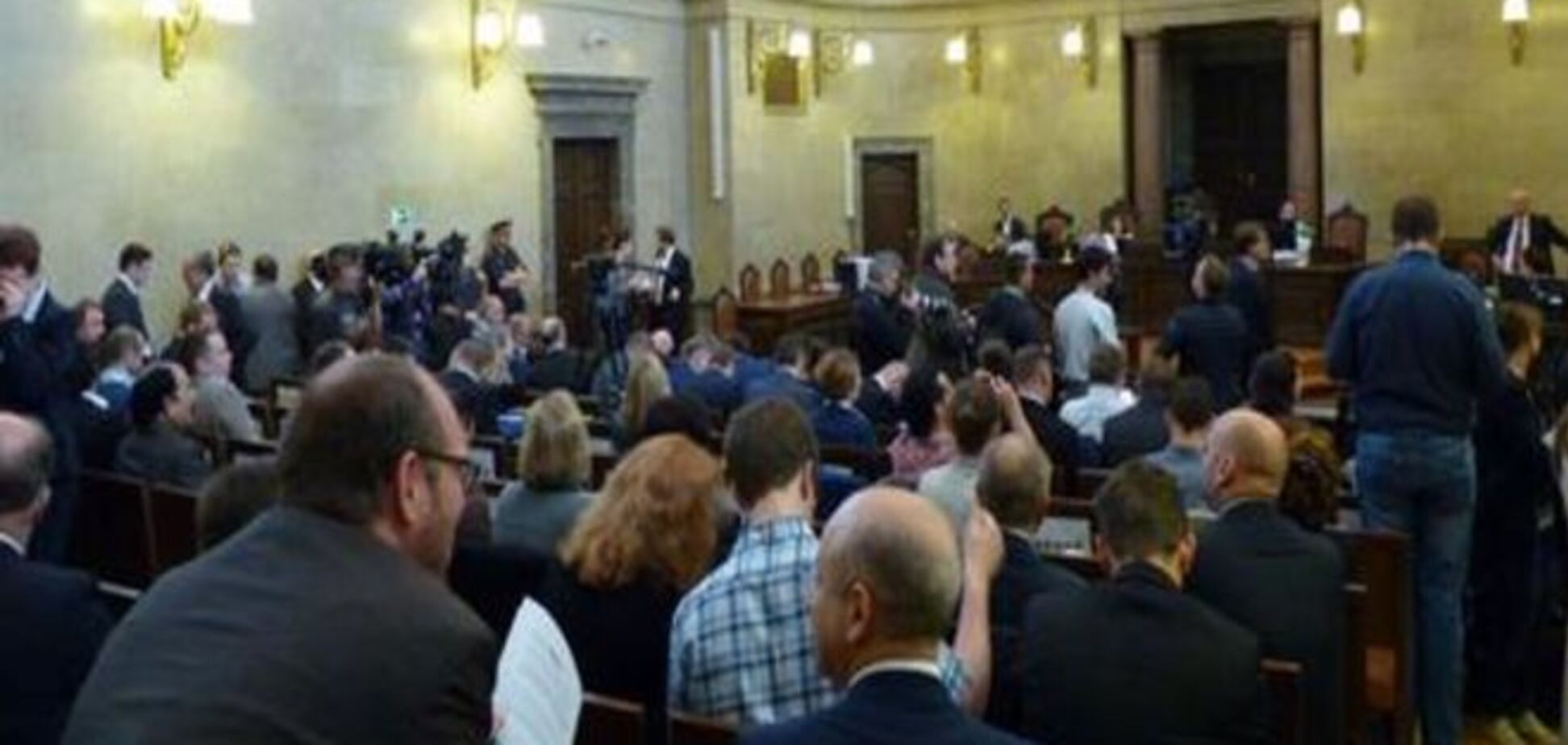 Экстрадиции не будет: украинский олигарх Фирташ достал скелет из шкафа